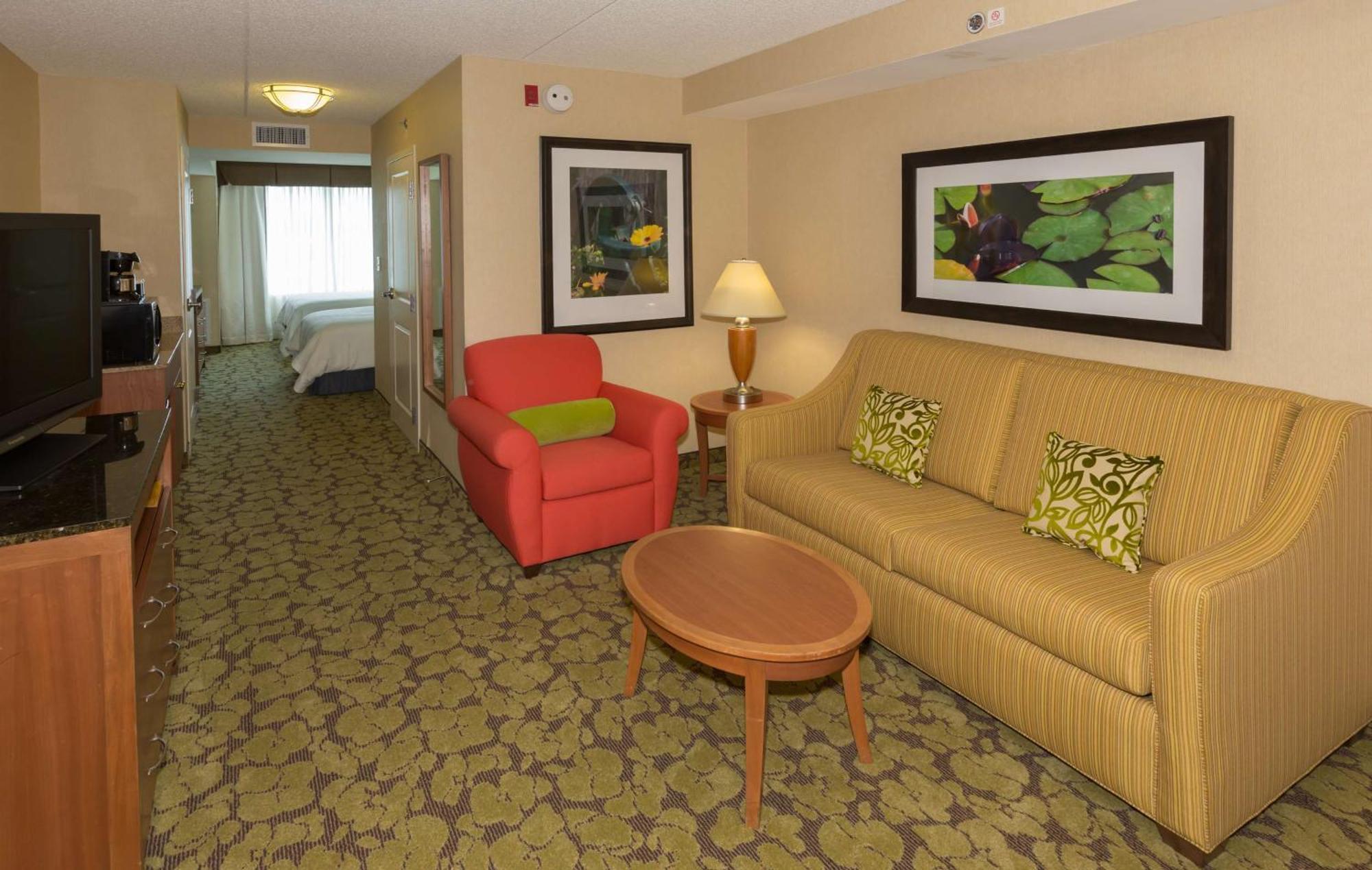 Hilton Garden Inn Buffalo Airport Чиктовага Экстерьер фото