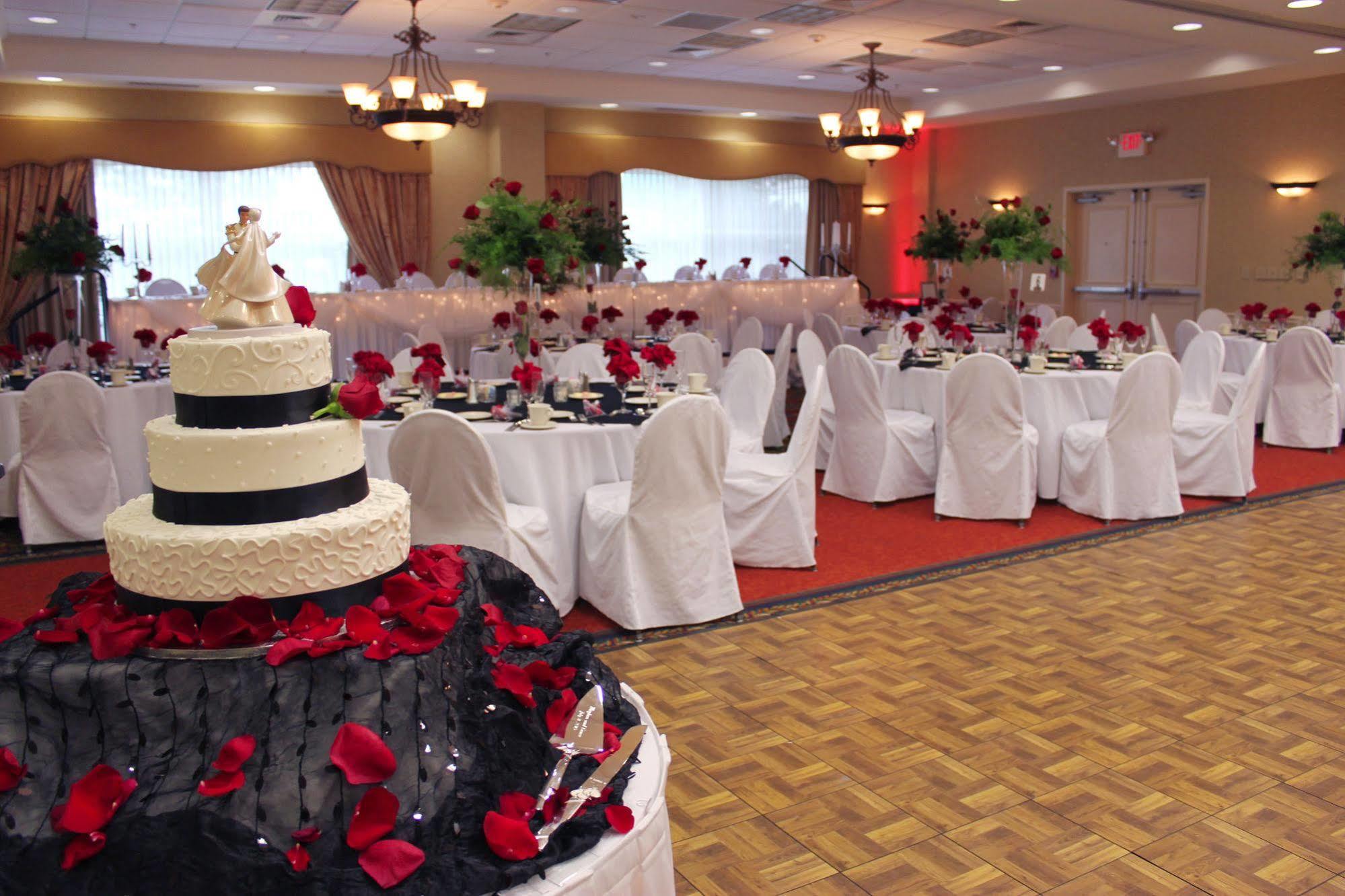 Hilton Garden Inn Buffalo Airport Чиктовага Ресторан фото